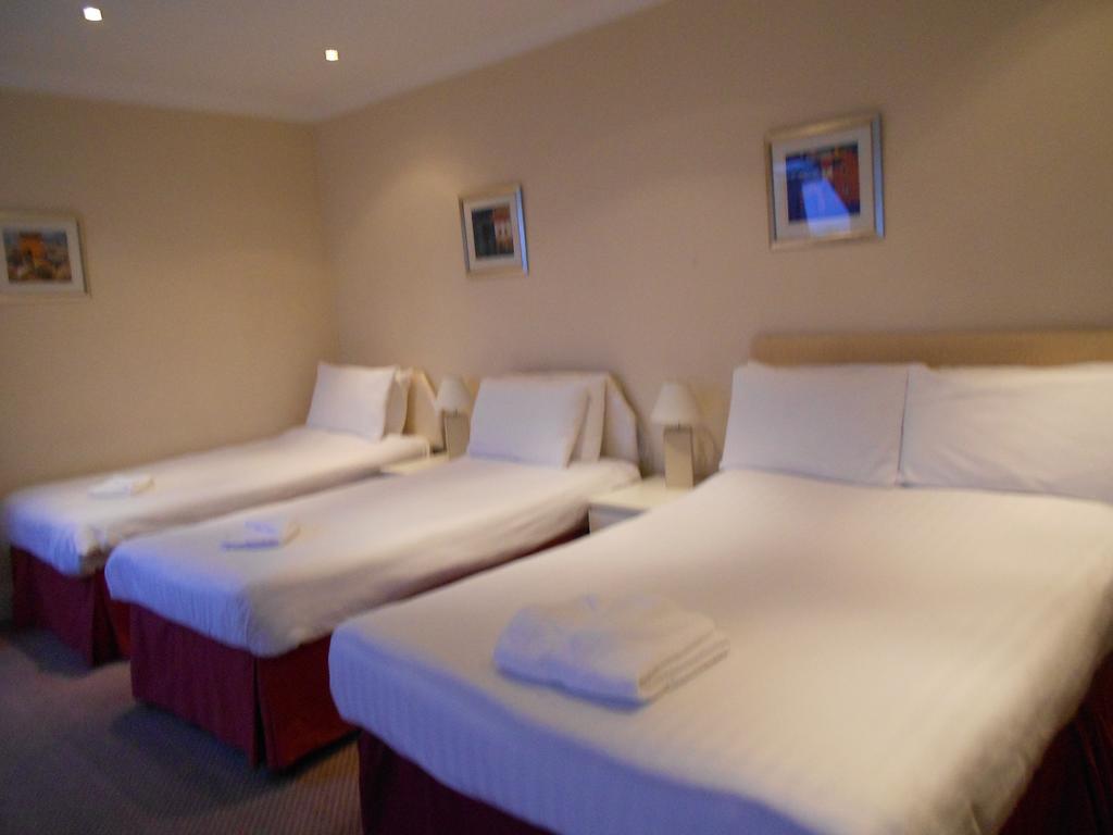 Marlborough Guest Accommodation Вітлі-Бей Номер фото